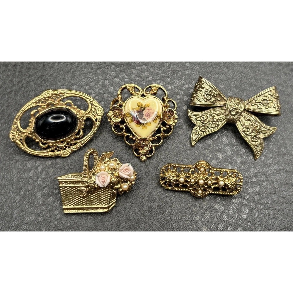 VTG Lot Of 5 Brooch Pin 3 1928 Brand Floral Heart Bow Basket Victorian Style - Picture 2 of 10